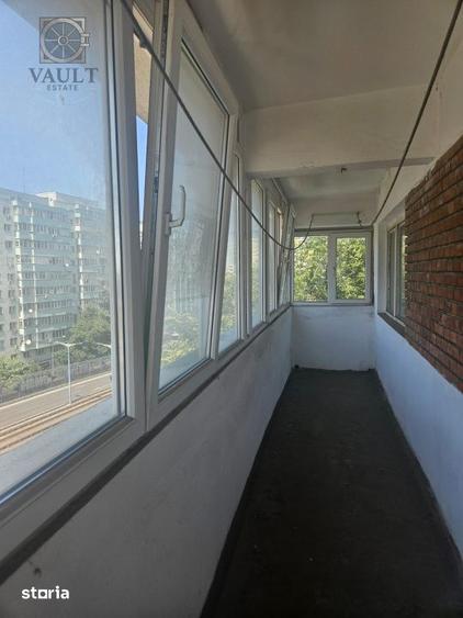 Apartament cu 2 camere semidecomandat în Grivița