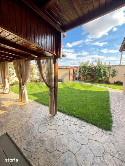 Casă cu 4 camere cu Teren 303 Mp în Sântandrei
