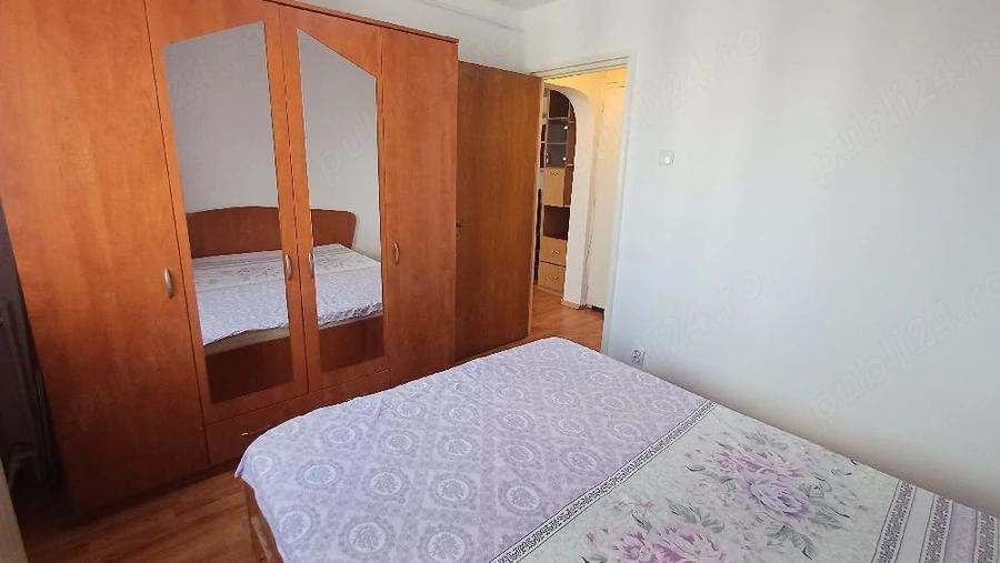 Apartament cu 2 camere semidecomandat în Giurgiului