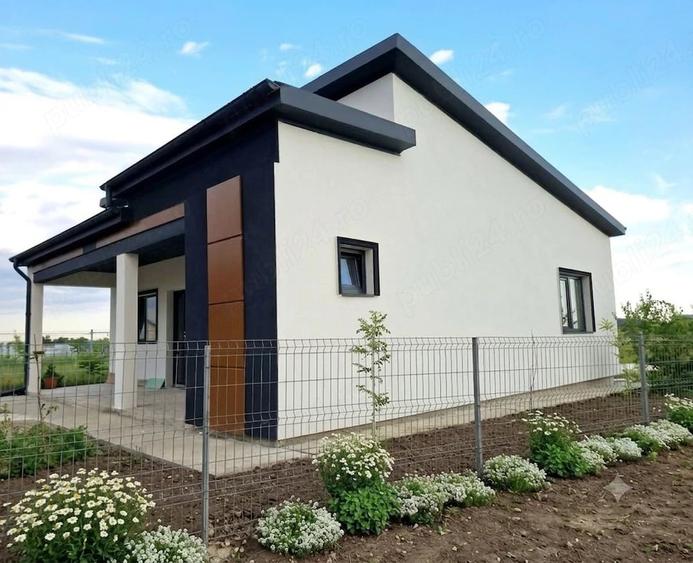 Casă cu 3 camere cu Teren 920 Mp în Exterior Vest