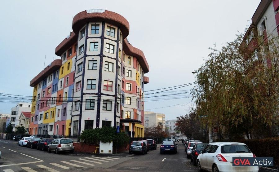 Birou, de 5,800 mp, în Aviației