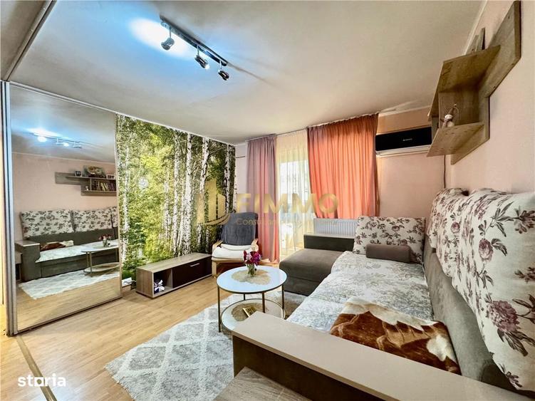 Apartament cu 2 camere semidecomandat în Central