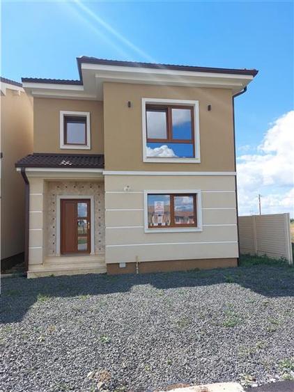 Duplex cu 4 camere cu Canalizare în Vladimirescu