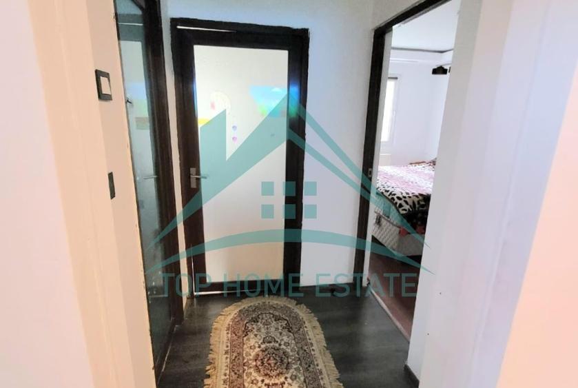 Apartament cu 4 camere semidecomandat, mobilat în Mănăștur