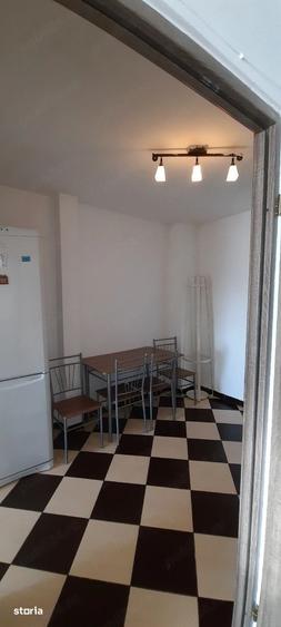 Garsonieră decomandată în Militari