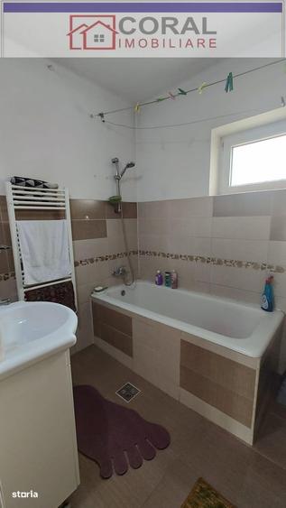 Casă cu 3 camere decomandat cu Teren 640 Mp în Decebal