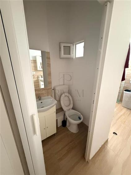 Apartament cu 3 camere decomandat în Traian