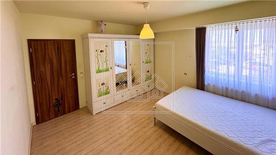 Apartament cu 2 camere decomandat în Turnișor