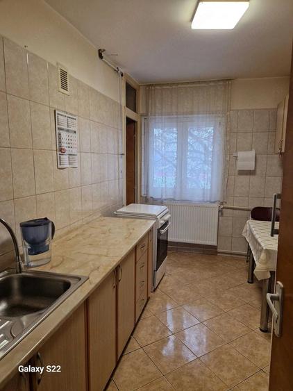 Apartament 3 camere Sector 5, zona Petre Ispirescu - 2