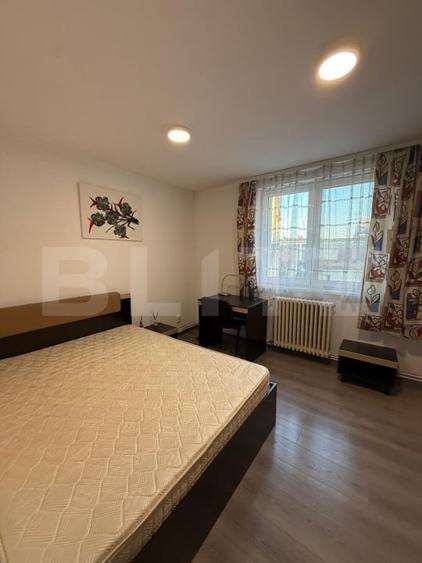 Apartament cu 2 camere decomandat, mobilat în Central