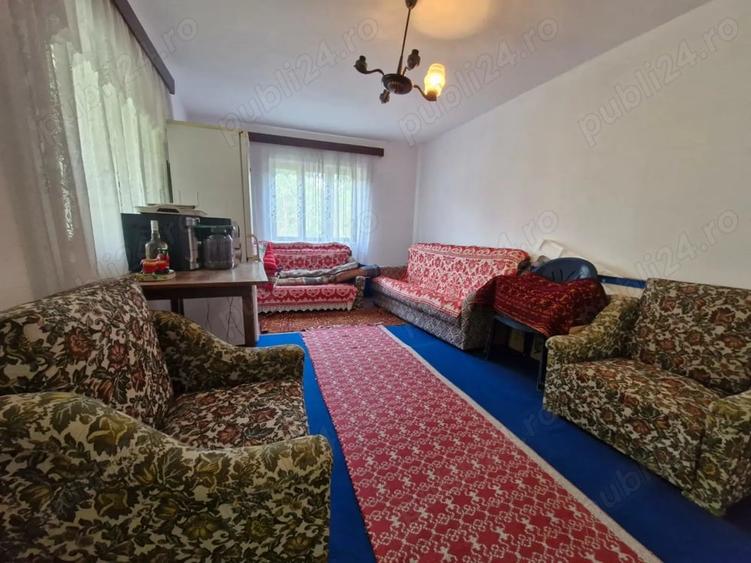 Casă cu 3 camere cu Teren 1500 Mp în Capu Piscului (Godeni)