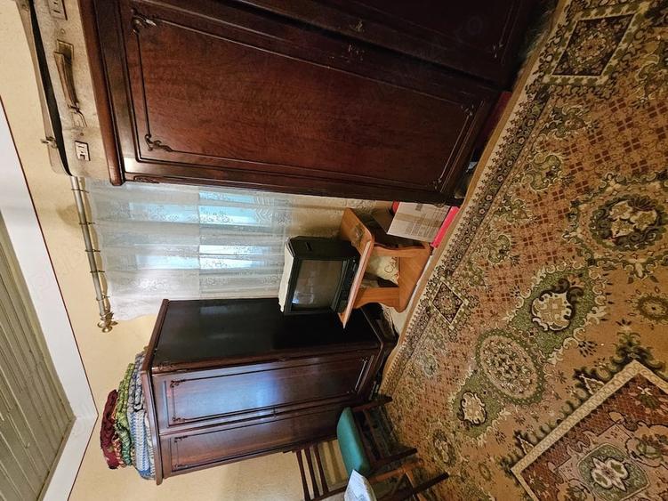 Casă cu Teren 1100 Mp în Zărnești