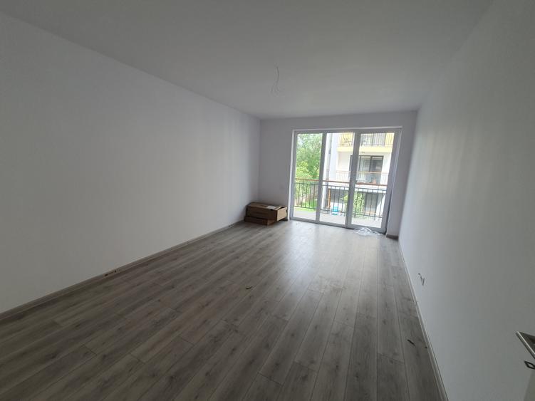 Judetean, 2 camere semimobilat ( doar bucataria), 300 euro - 1