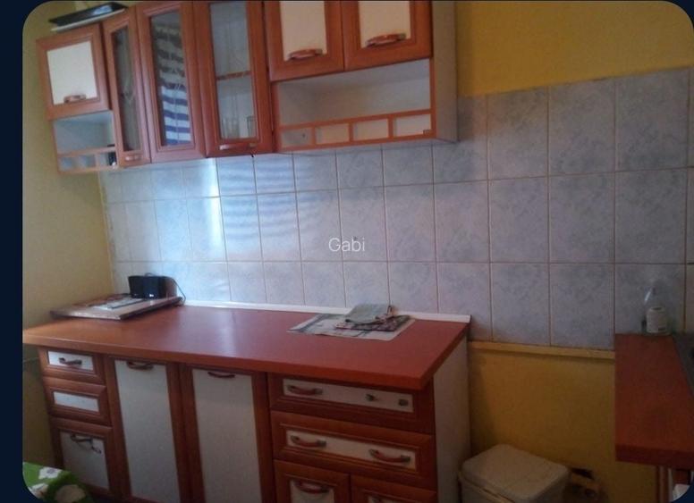 Inchiriez apartament 1 camera