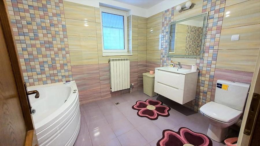 Casă cu 2 camere cu Teren 800 Mp în Tilișca