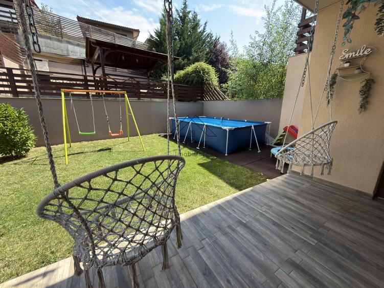 Casă individuală cu 4 camere cu Piscina în Florești