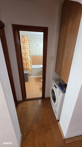 Apartament cu 4 camere în Est