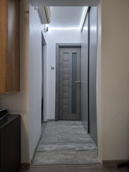 Apartament cu 2 camere semidecomandat în Satu Nou