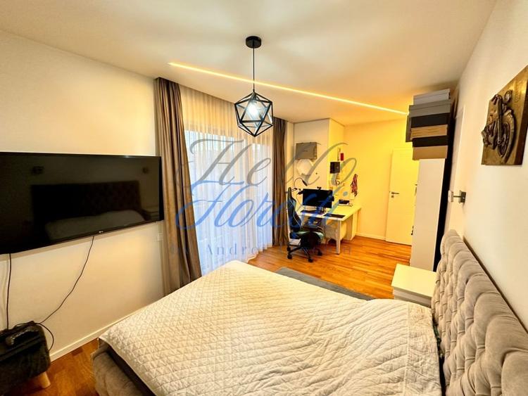 Penthouse cu 7 camere semidecomandat, mobilat în Bună Ziua