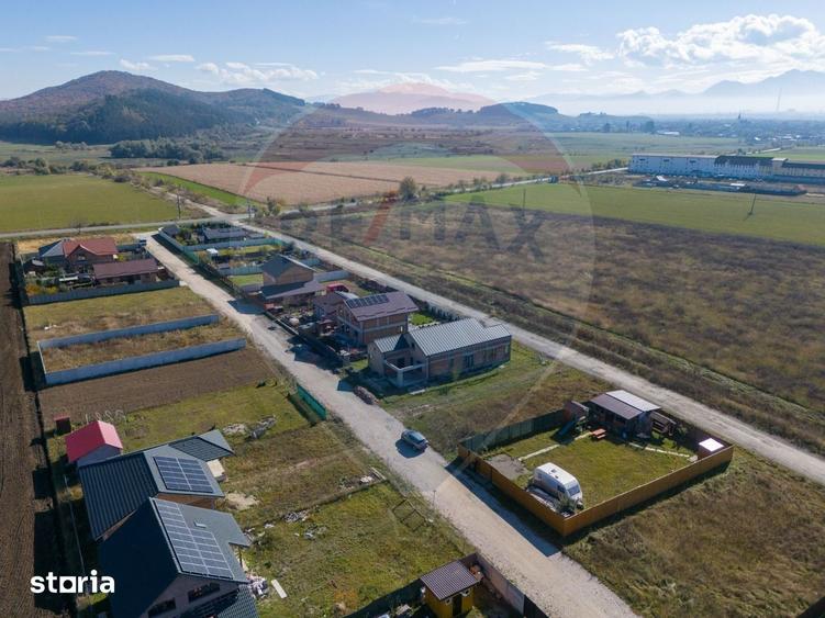 Casă cu 3 camere cu Teren 250 Mp în Bod