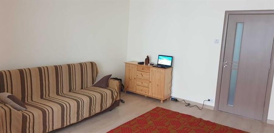 Garsonieră decomandată în Iancului