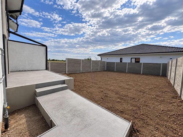 Duplex 4 camere - dormitor la parter - personalizare interioara - 7