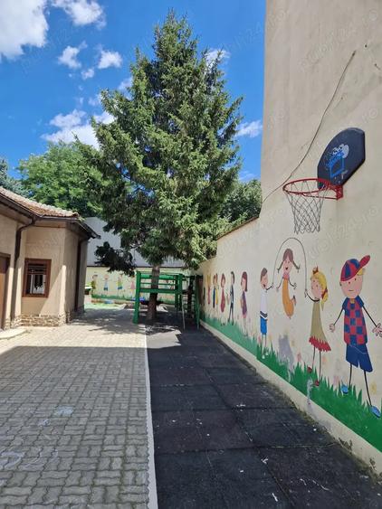 Inchiriez casa cu curte generoasa ideal activitati educative, loc de joaca, afterschool - 2