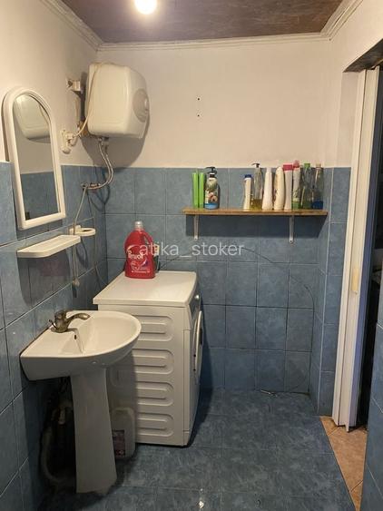 Vand casa in Uileacu de Munte 12 km de Oradea pret 64000 euro usor negociabil