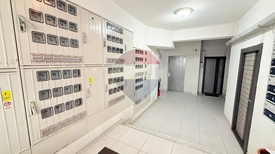 Apartament cu 2 camere decomandat în Militari