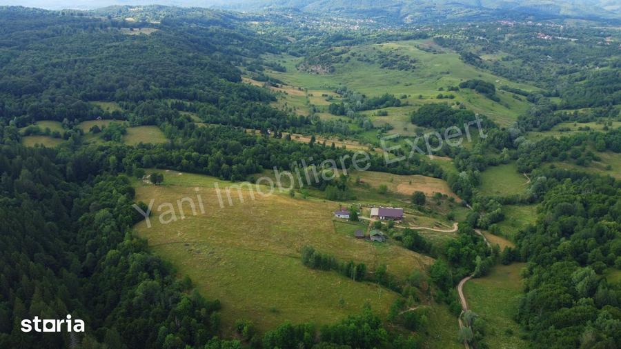 Teren de 55422 mp, în Bughea de Jos