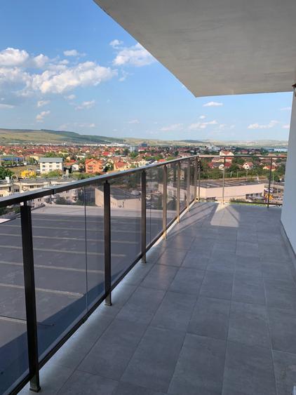 Apartament cu 2 camere decomandat în Exterior Vest