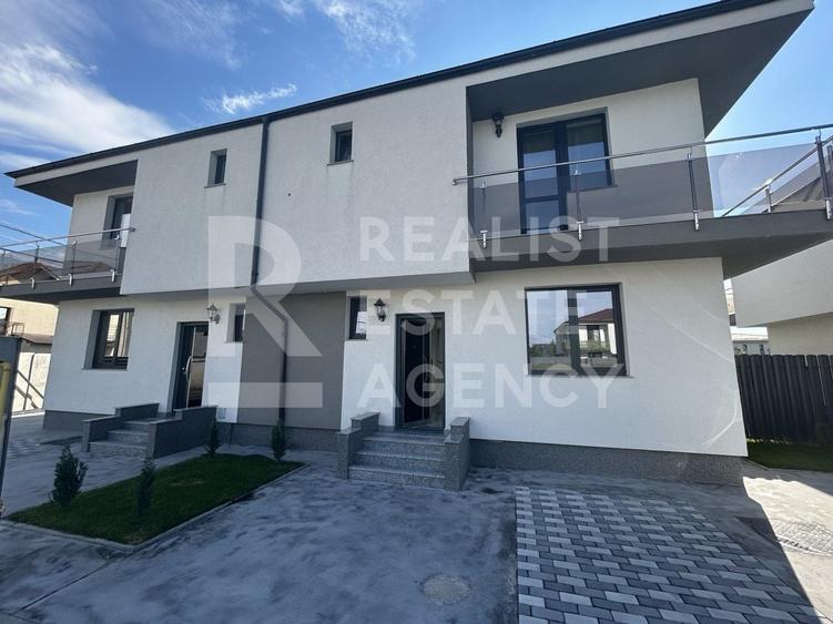 Duplex cu 4 camere cu Canalizare în Exterior Nord