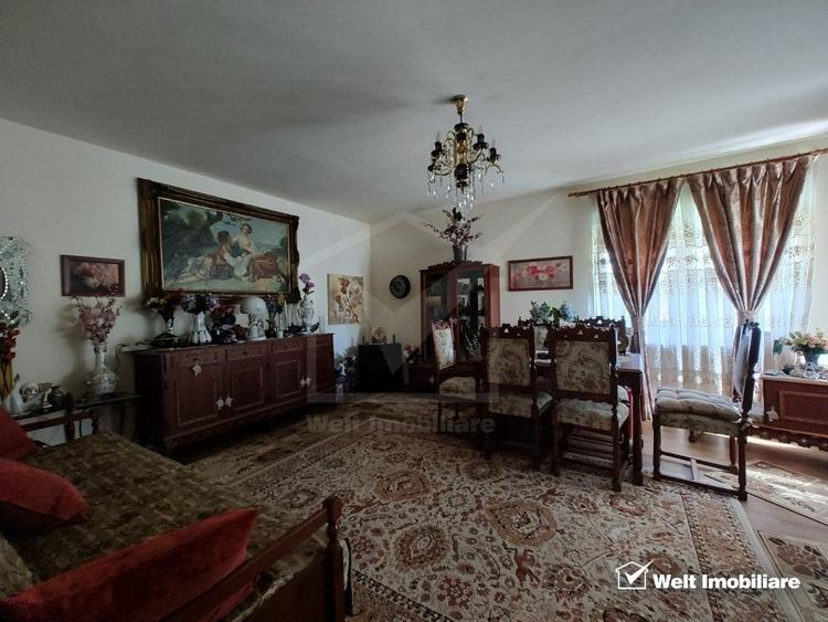 Casă individuală cu 8 camere cu Canalizare în Mănăștur