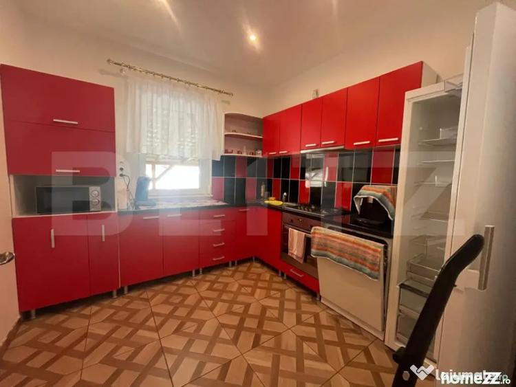 Casă cu 5 camere cu Teren 4400 Mp în Central