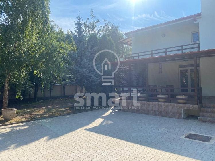 Casă individuală cu 5 camere cu Canalizare în Calea Moldovei