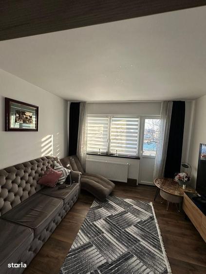 Apartament cu 3 camere în Valea Roșie