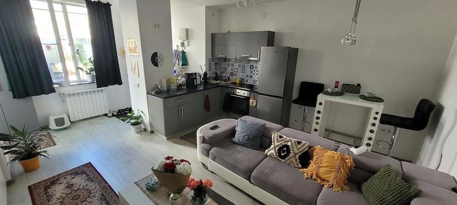 Apartament cu 2 camere decomandat în Ultracentral