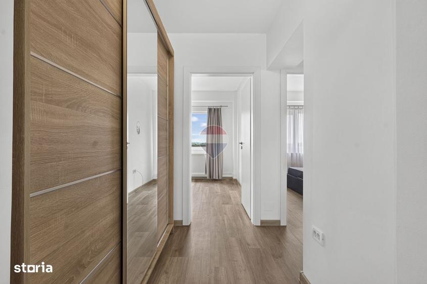Apartament cu 4 camere în Polivalentă
