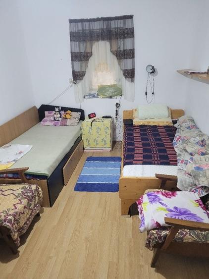Casă cu 2 camere în Iratoșu