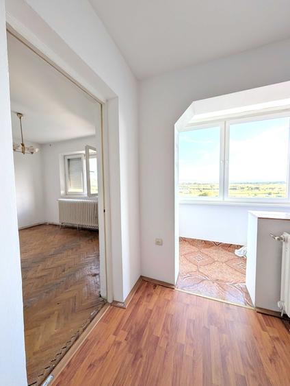 Apartament cu 2 camere decomandat în Central