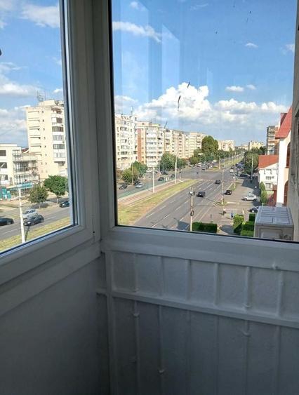 Garsonieră decomandată în Central