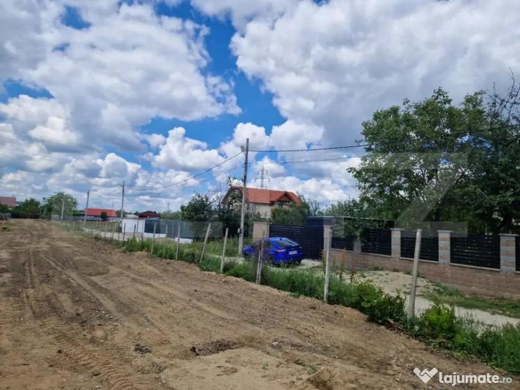 Teren intravilan, de vanzare, 1000 mp, zona Valea Fetii - 6
