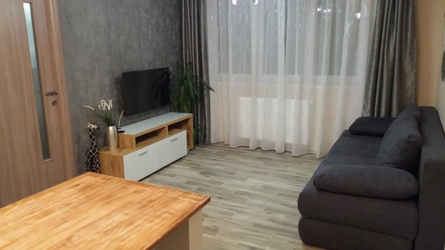 Apartament cu 2 camere semidecomandat în Nufărul
