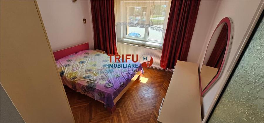 Apartament cu 3 camere decomandat, mobilat în Tolstoi