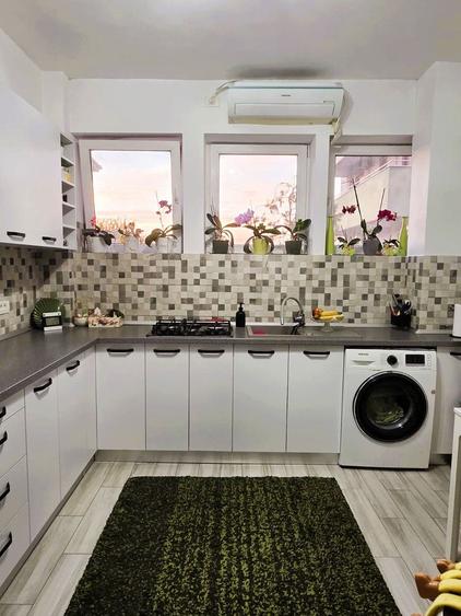 Apartament cu 2 camere și balcon cu vedere port Bd Ferdinand - 5