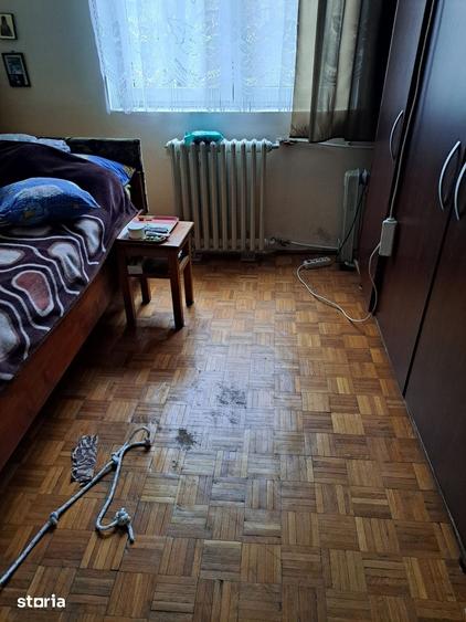 Apartament cu 2 camere semidecomandat în Decebal