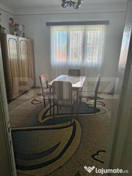 Casă cu 4 camere cu Teren 424 Mp în Central