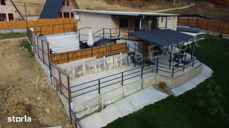 Casă cu 3 camere cu Teren 900 Mp în Central