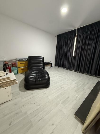 Casă cu 3 camere cu Teren 250 Mp în Preajba