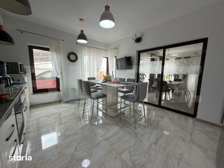 Casă cu 5 camere cu Teren 1020 Mp în Cârcea